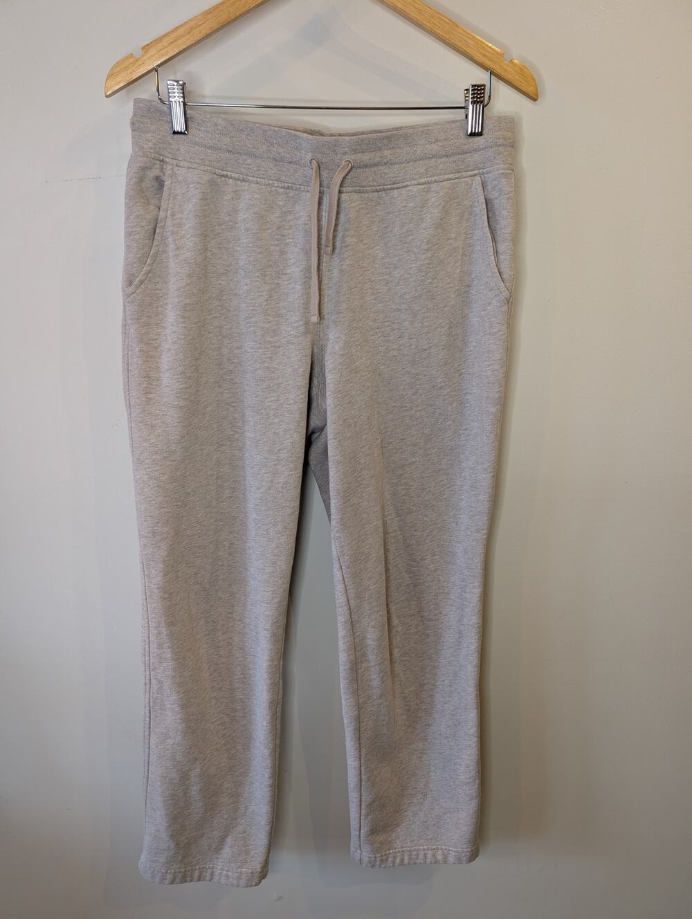 L.L. Bean Gray Heather Fleece Sweatpants Straight Leg Hemmed Medium Regular